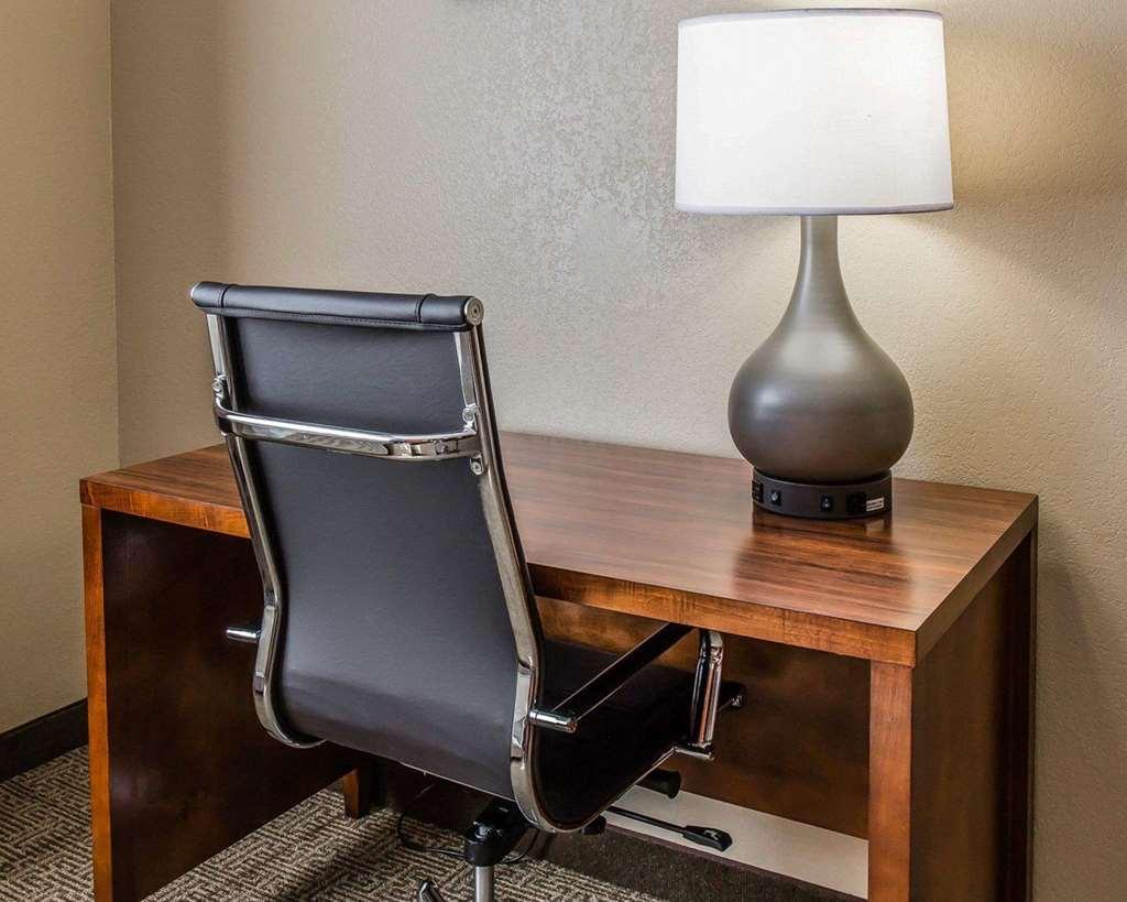 Comfort Inn & Suites Lakeland North I-4 Værelse billede