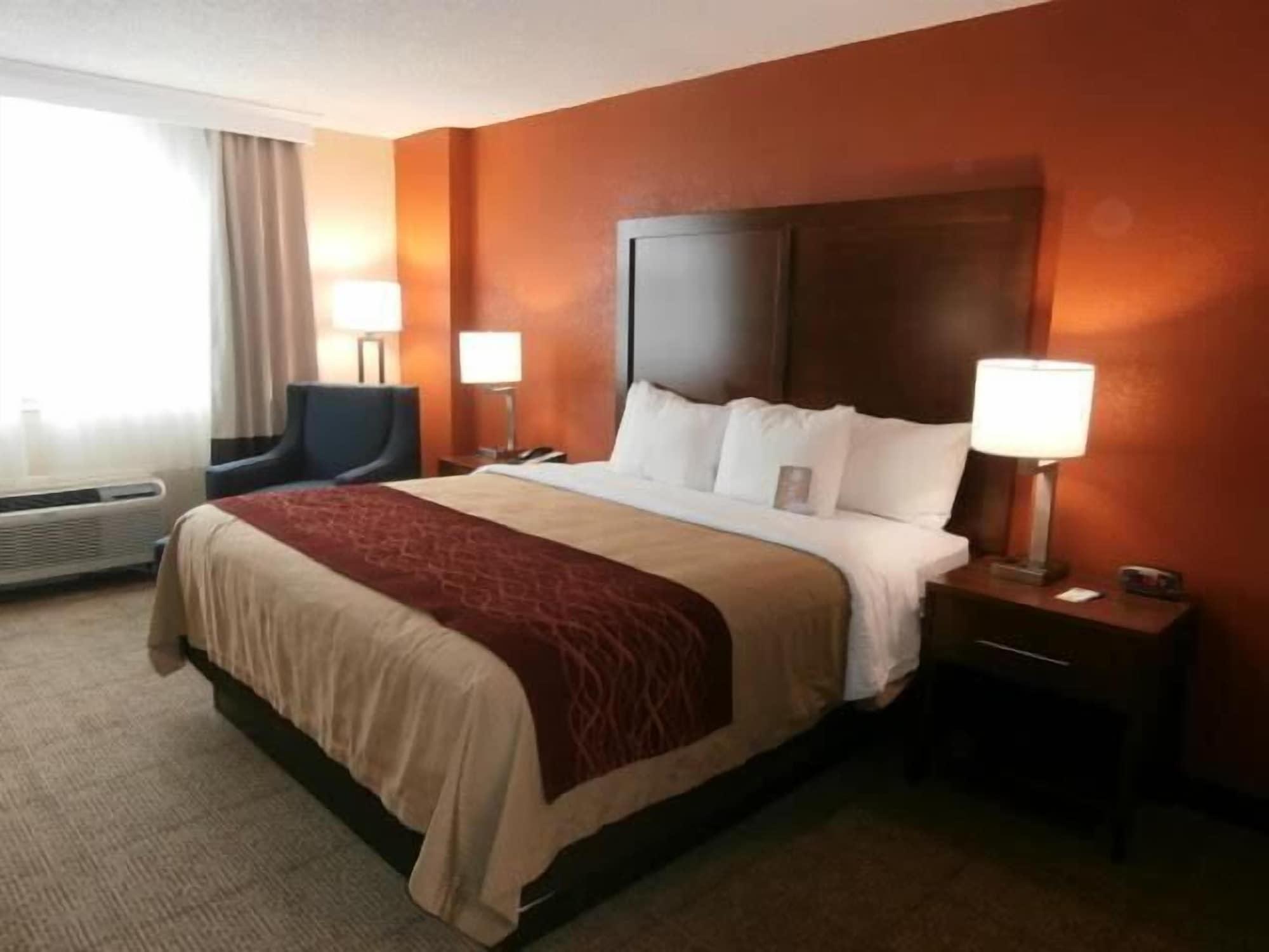 Comfort Inn & Suites Lakeland North I-4 Eksteriør billede