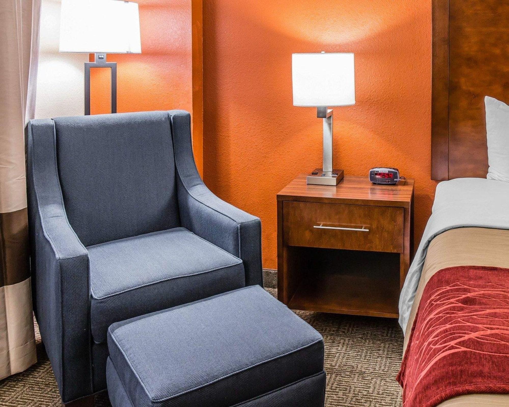 Comfort Inn & Suites Lakeland North I-4 Eksteriør billede