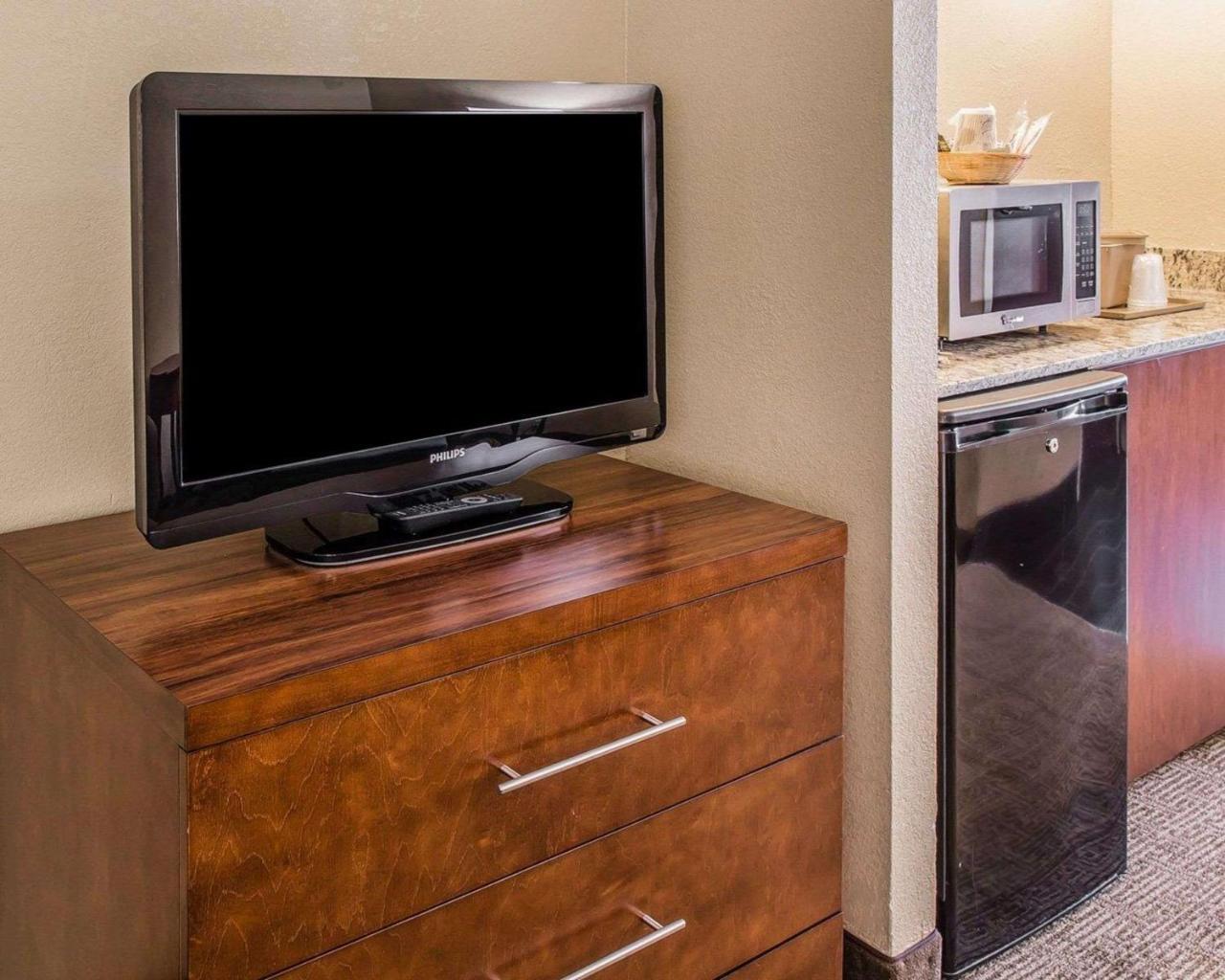 Comfort Inn & Suites Lakeland North I-4 Eksteriør billede